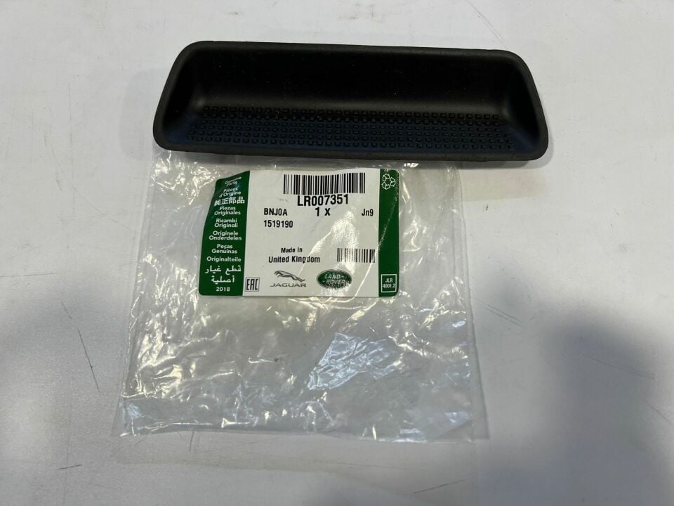 Göğüs Kapağı Üst-Lr007351-/Freelander 2