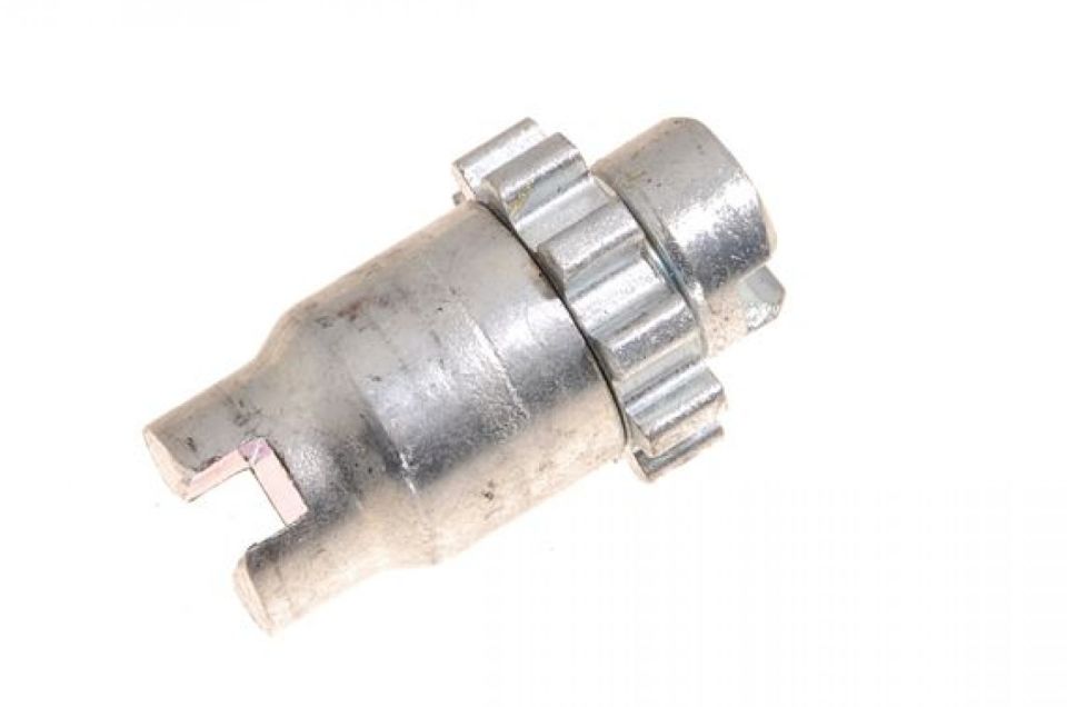 El Fren Balata Ayar Cırcırı-Lr001028-2.2/Freelander 2