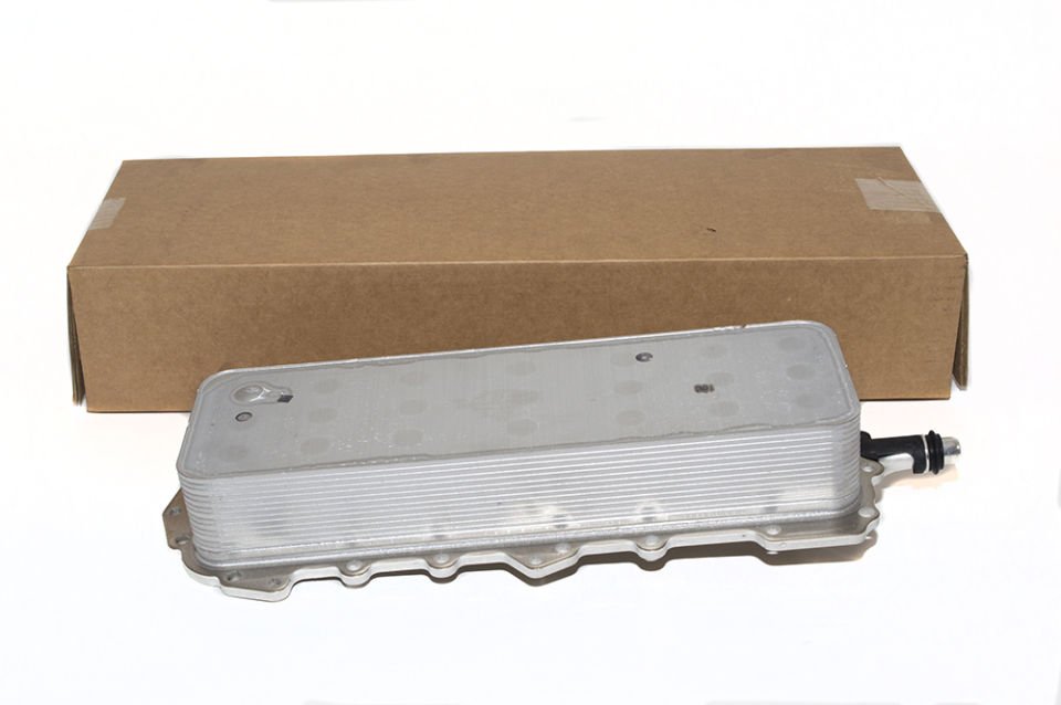 Motor Yağ Soğutucu Radyatörü-Lr039821-Lr010728-C2Z25033 (Jaguar)-5.0 Benzinli/Range Rover New 2-Range Rover Sport