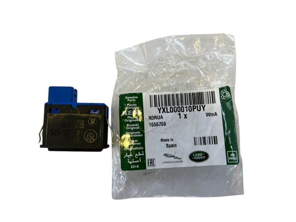 Arka 5.Kapı Açma Swici-Yxl000010Puy-/Range Rover New 2