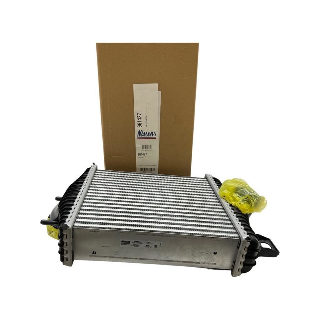 İntercool Radyatörü Komple-Lr036432 N-/Range Rover Sport