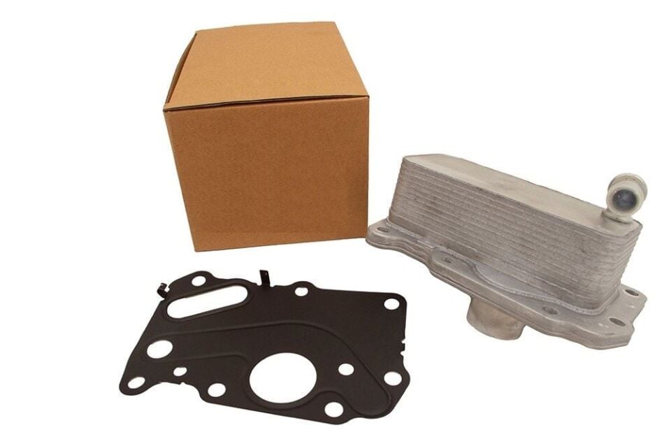Yağ Soğutucu Komple-Contalı ( Motor )-Lr075630 E-Lr073678-Jde38250 (Jaguar)-Jde36854 (Jaguar)-2.0 Dizel/Discovery Sport-Range Rover Range Rover Velar