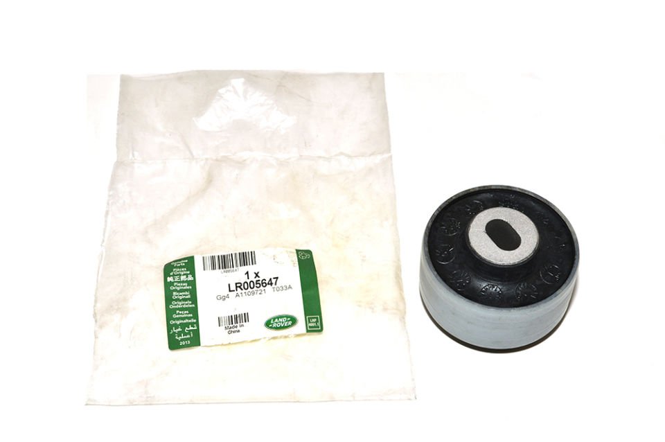 Traves Burcu Arka (Orta Arka)-Lr005647-/Range Rover Evoque