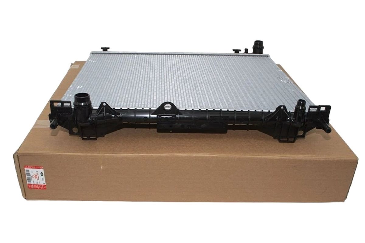 Radyatör Komple (Su)-Lr062425-Lr162114-/Range Rover New