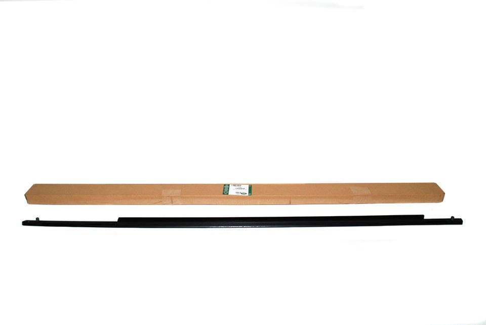 Ön Kapı Cam Cıtası Sağ Dış-Lr044649-Cge000482-/Discovery 4