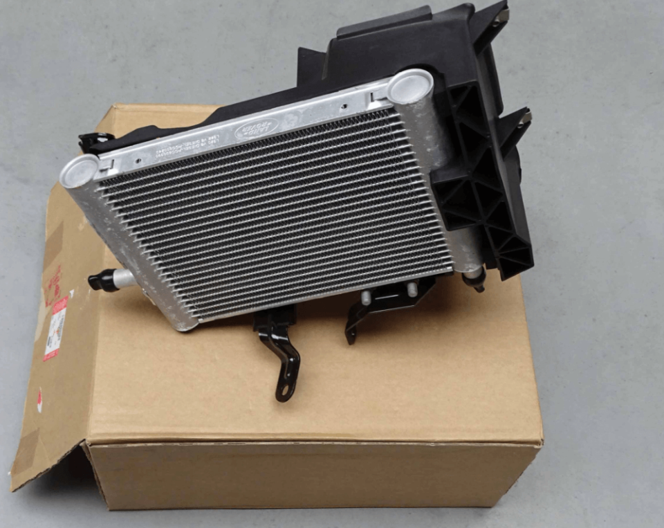 Radyatör Komple (Su)-Lr011466-3.6/Range Rover New