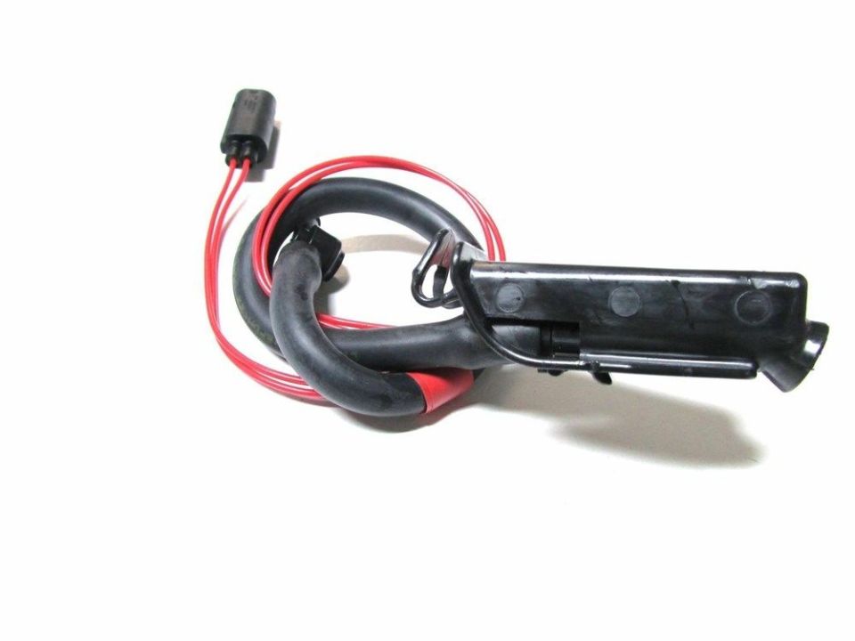 Cam Su Fıskiyesi R-L ( Elektirikli )-Lr068874-/Range Rover New 2